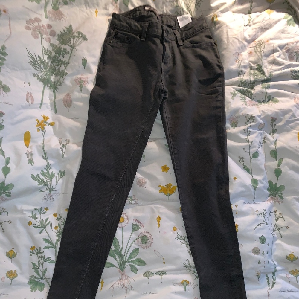 NWOT Levi 535 Jegging Legging Jeans 1 Dark Grey